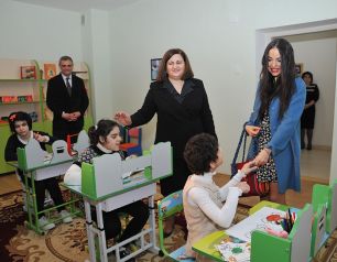 03_LEYLA-ALIYEVA-USAQ-EVLARI-ZIYARAT-.jpg