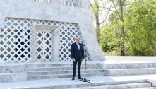 003.JPG