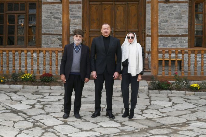 Heydar Aliyev Foundation - President Ilham Aliyev and First Lady Mehriban Aliyeva viewed restoration and repair work carried out at Badoyun Mosque, Lahij