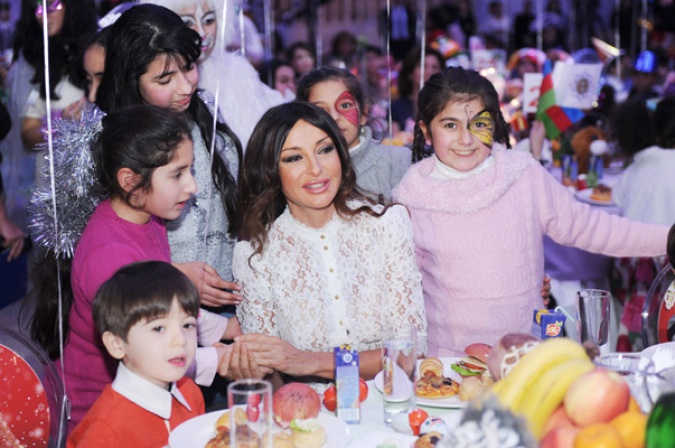 Heydar Aliyev Foundation - New Year celebration at Buta Palace